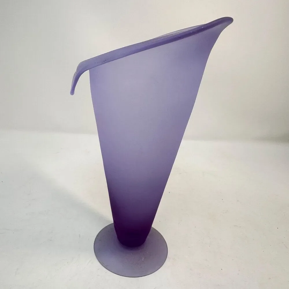 Vintage Frosted Satin Glass Purple Jack in the Pulpit Vase Lavender 7.5